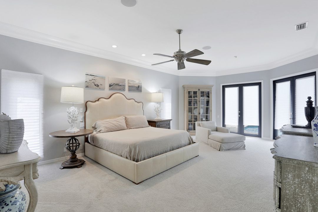 850 Eubanks Ct, Marco Island, FL 34145