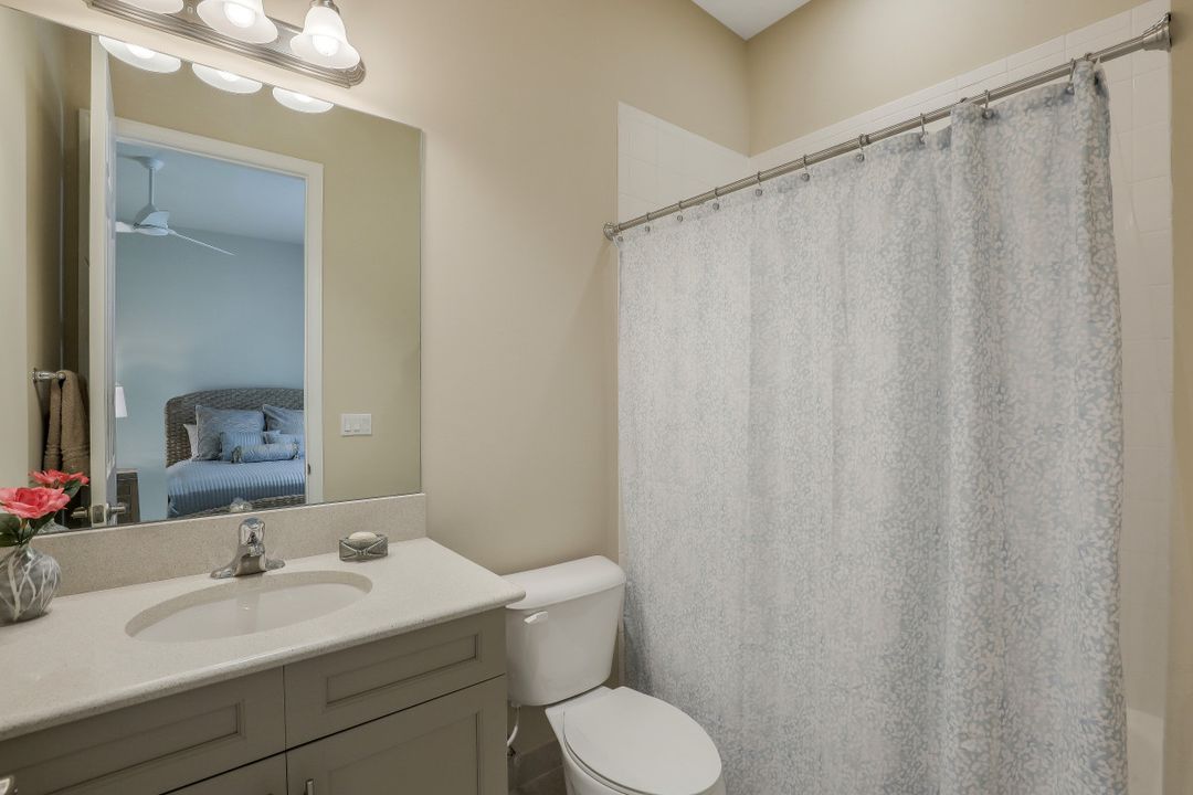 4477 Caldera Cir, Naples, FL 34119