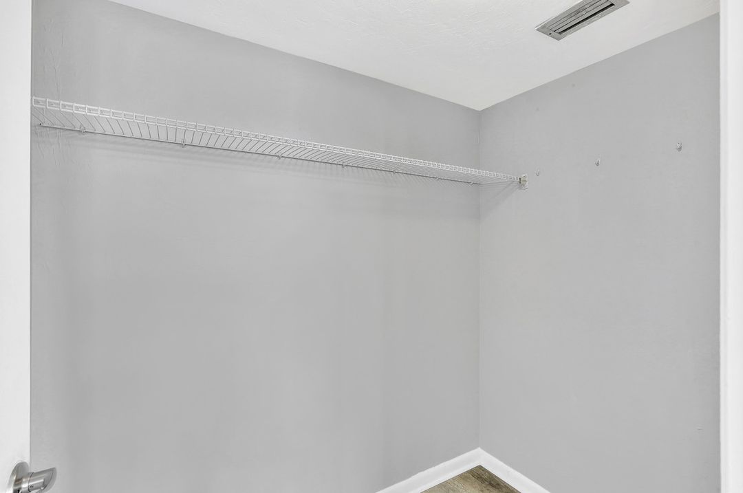 1519 Cape Coral Pkwy W #5, Cape Coral, FL 33914