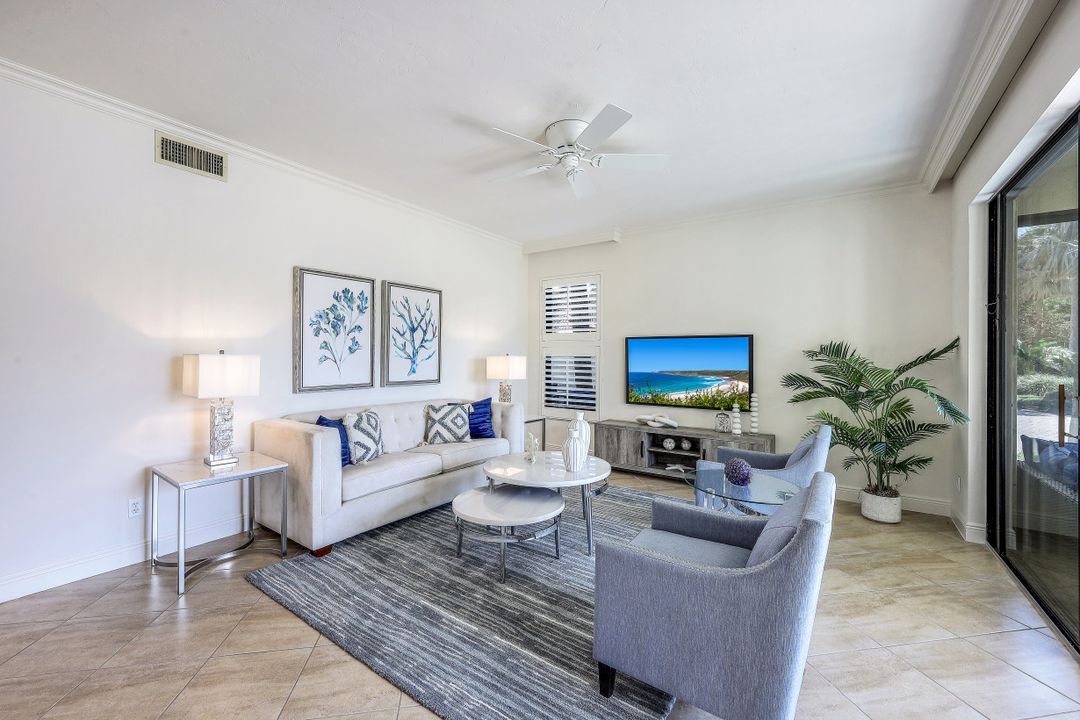 7056 Pelican Bay Blvd #B105, Naples, FL 34108