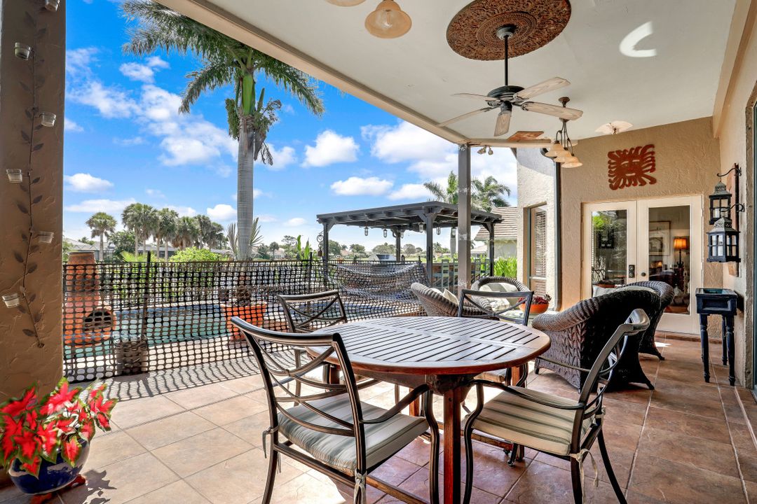 28419 Sombrero Dr, Bonita Springs, FL 34135