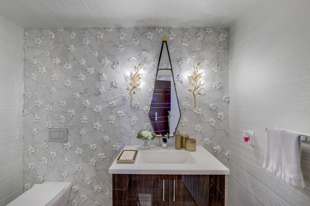 6897 Grenadier Blvd #504, Naples, FL 34108