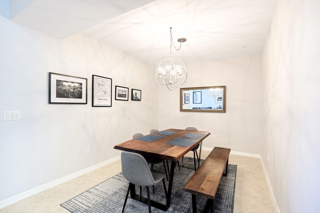 15126 Palmer Lake Cir #103, Naples, FL 34109