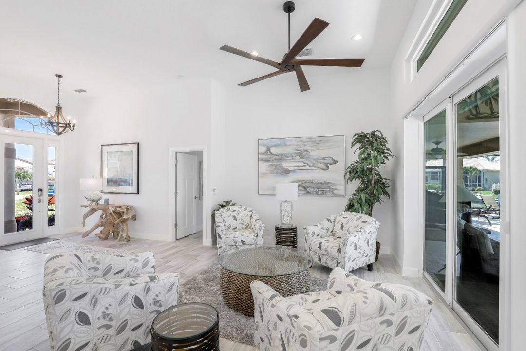 160 S Seas Ct, Marco Island, FL 34145