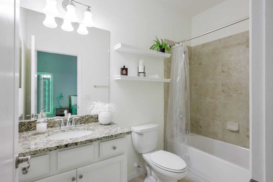 15551 Pascolo Ln, Fort Myers, FL 33908