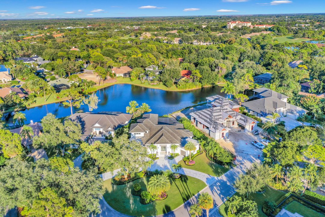 3862 Woodlake Dr, Bonita Springs, FL 34134