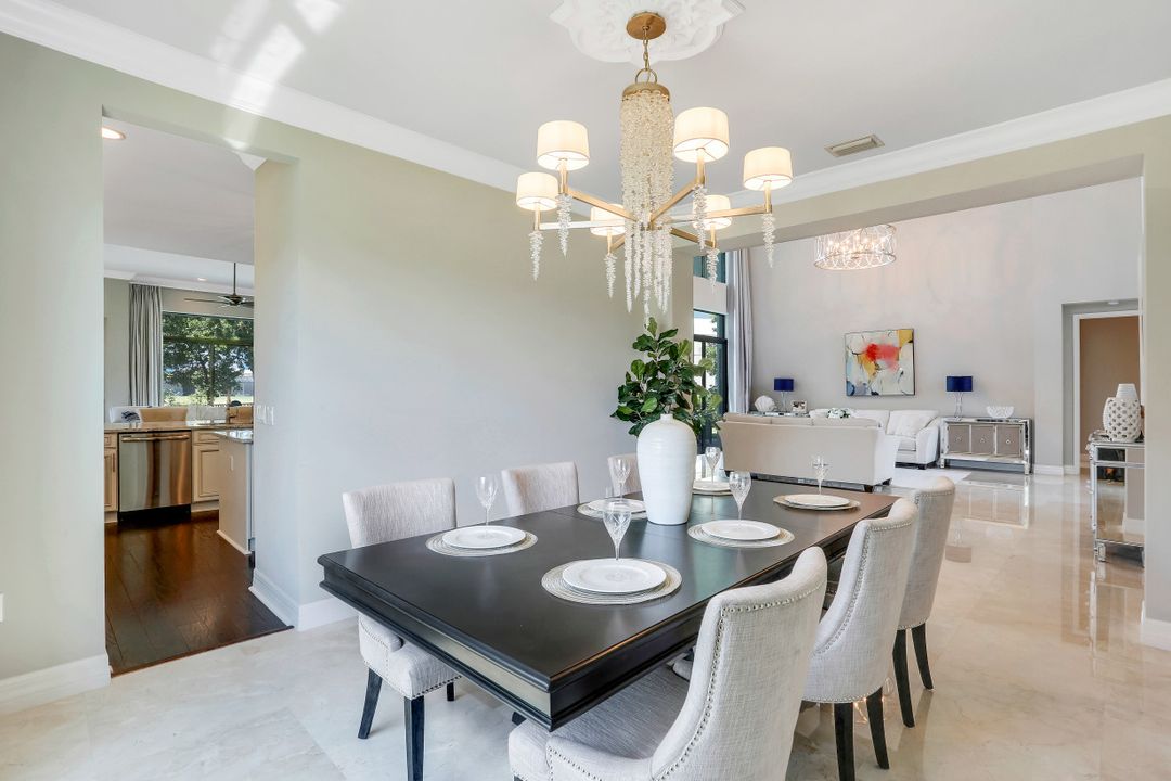 4600 Azalea Dr, Naples, FL 34119