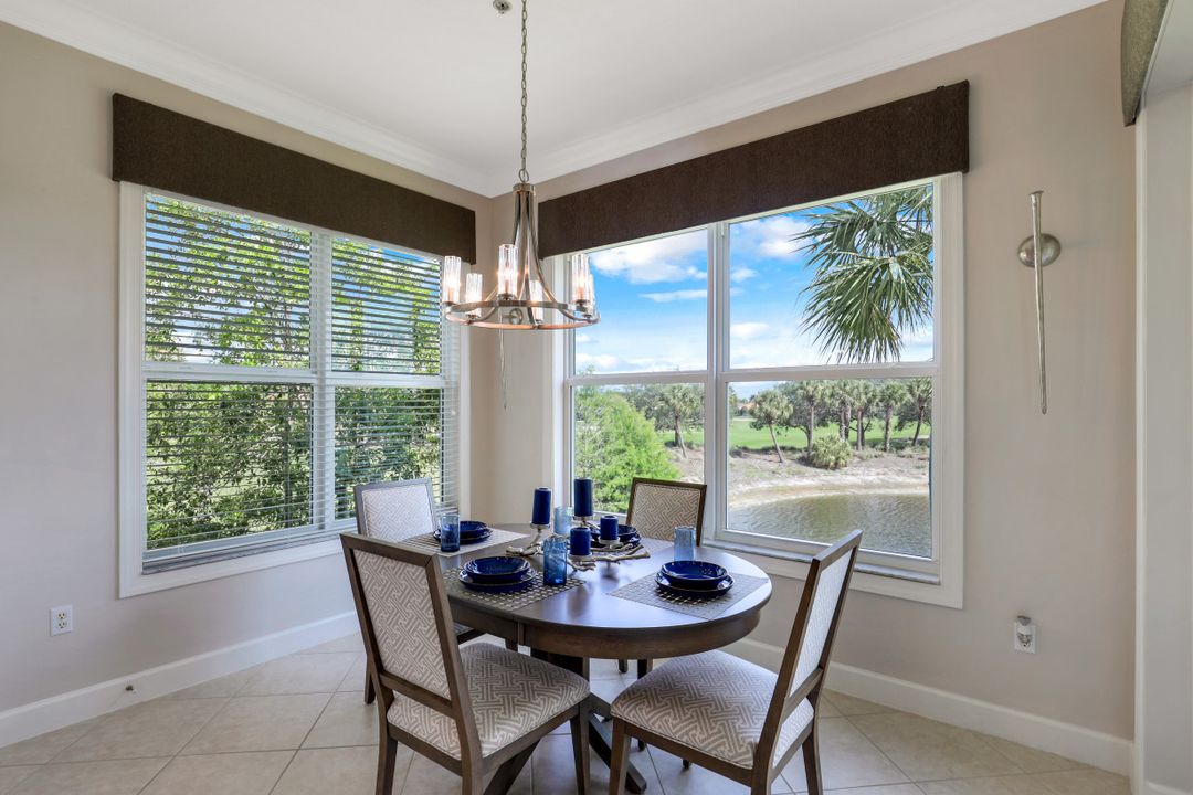 9212 Quartz Ln #201, Naples, FL 34120