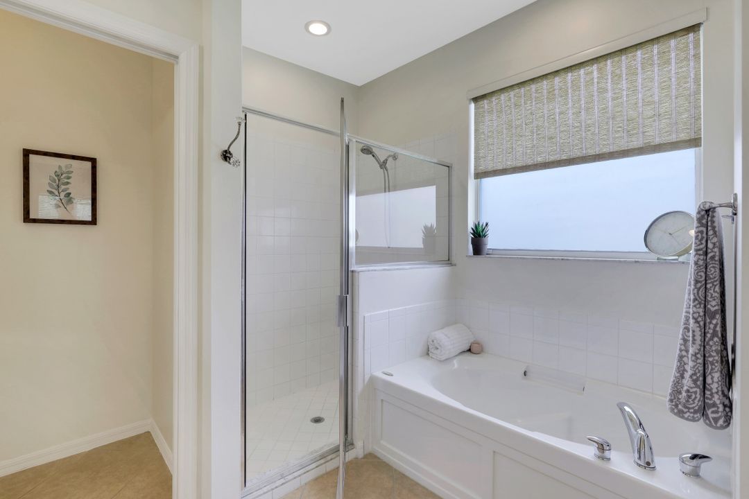 8392 Laurel Lakes Blvd, Naples, FL 34119