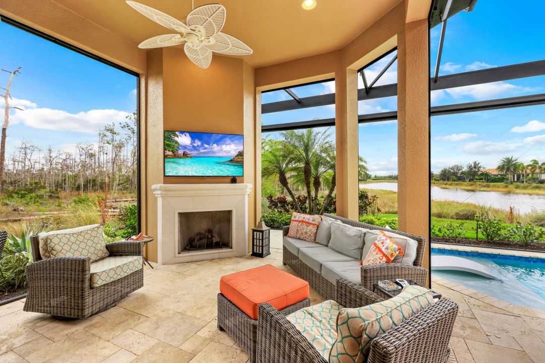 8837 Savona Ct, Naples, FL 34119