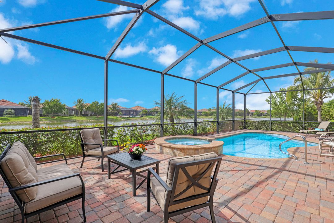 28100 Kerry Ct, Bonita Springs, FL 34135