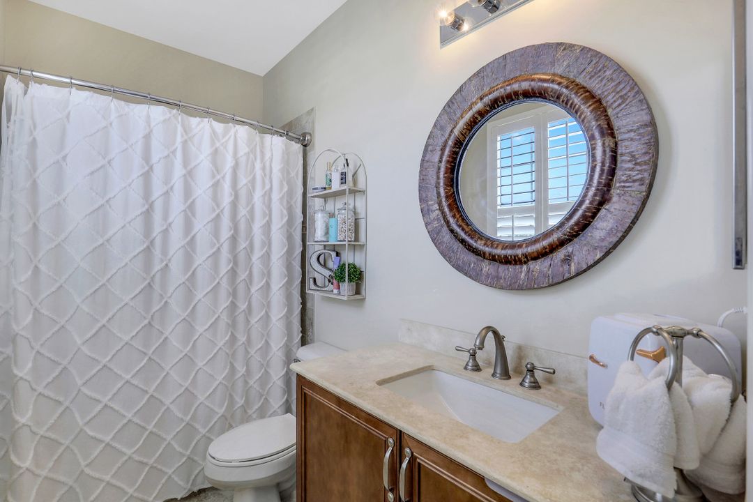 6558 Monterey Point, Naples, FL 34105