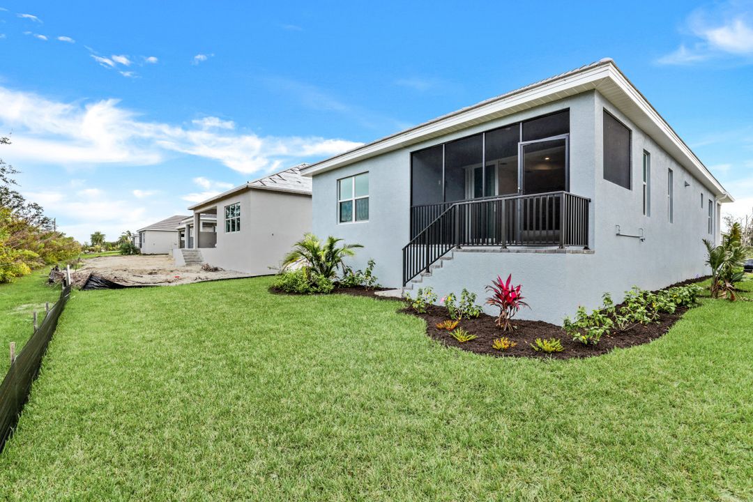 8794 Pigeon KY, Fort Myers, FL 33908