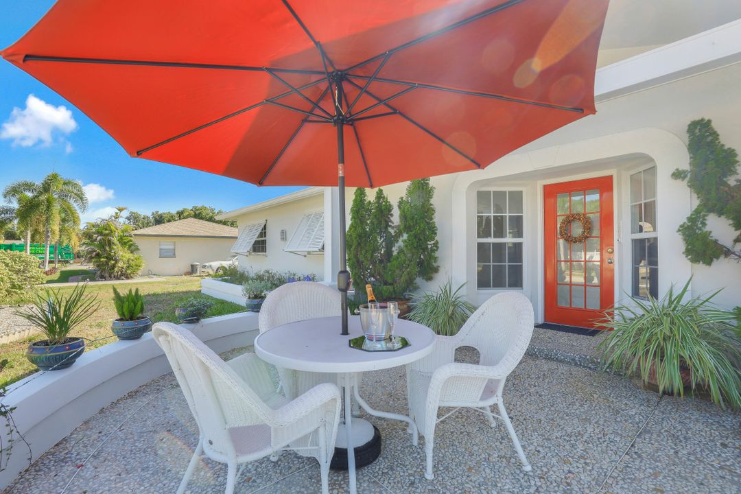 3096 Buena Vista Ln, Naples, FL 34105