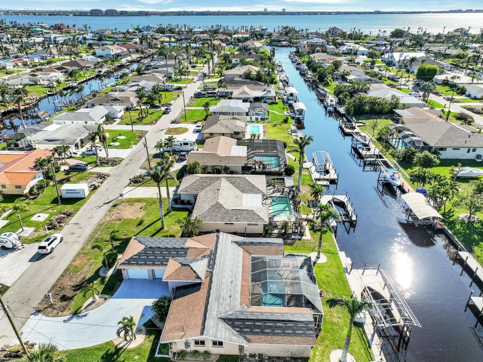 5324 Delano Ct, Cape Coral, FL 33904