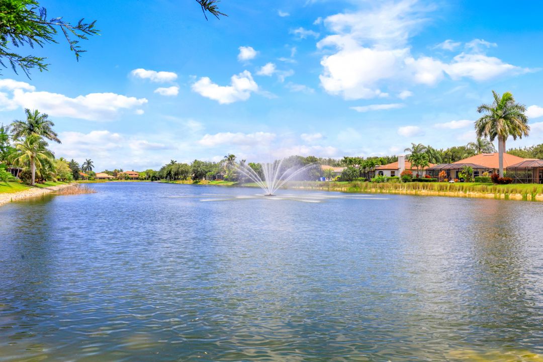 14849 Fripp Island Ct, Naples, FL 34119