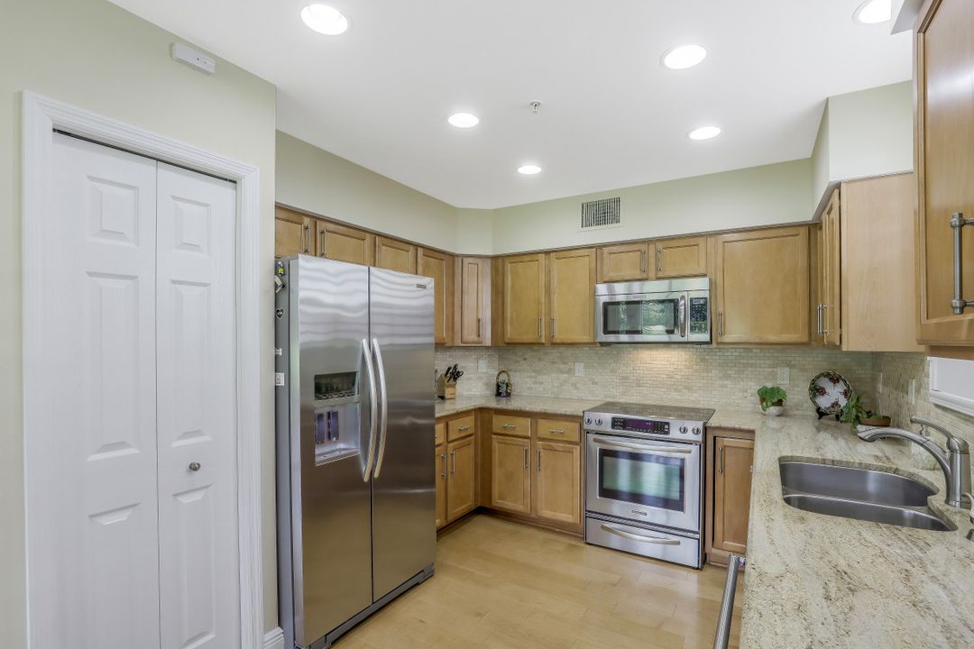 1615 Winding Oaks Way #101, Naples, FL 34109