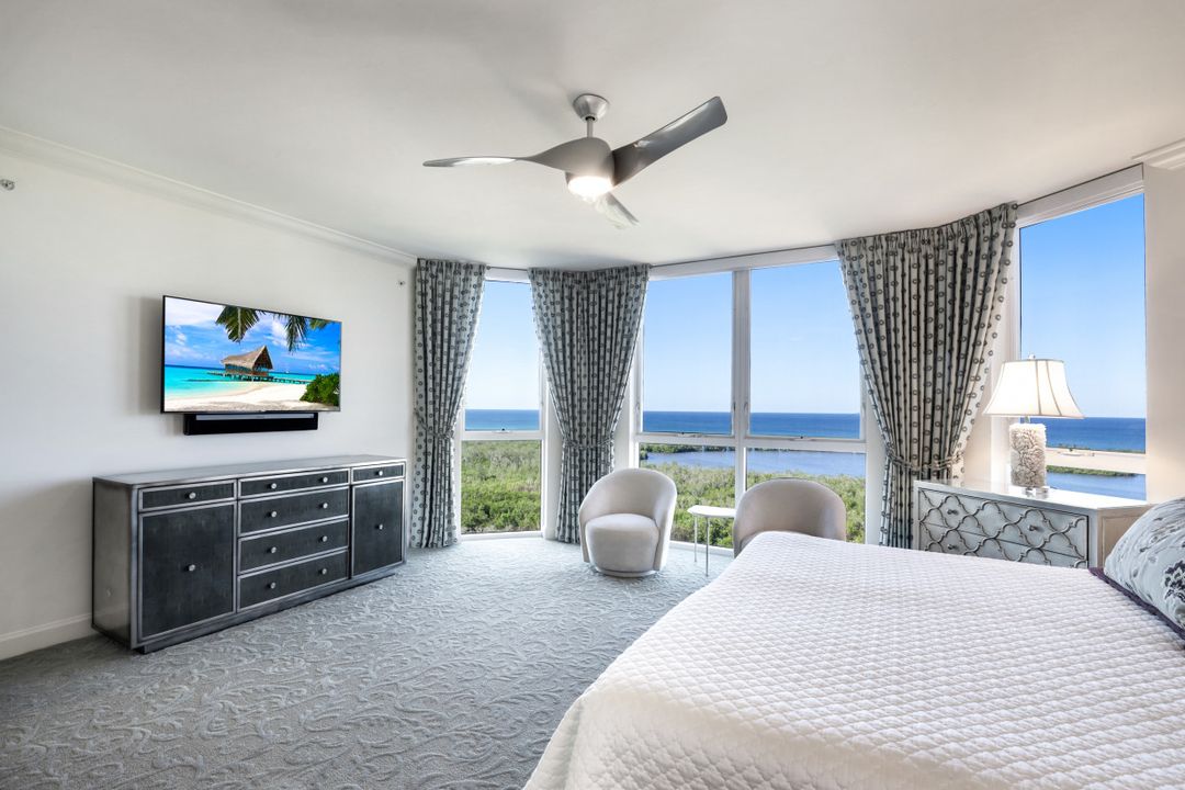 6597 Nicholas Blvd #1501, Naples, FL 34108