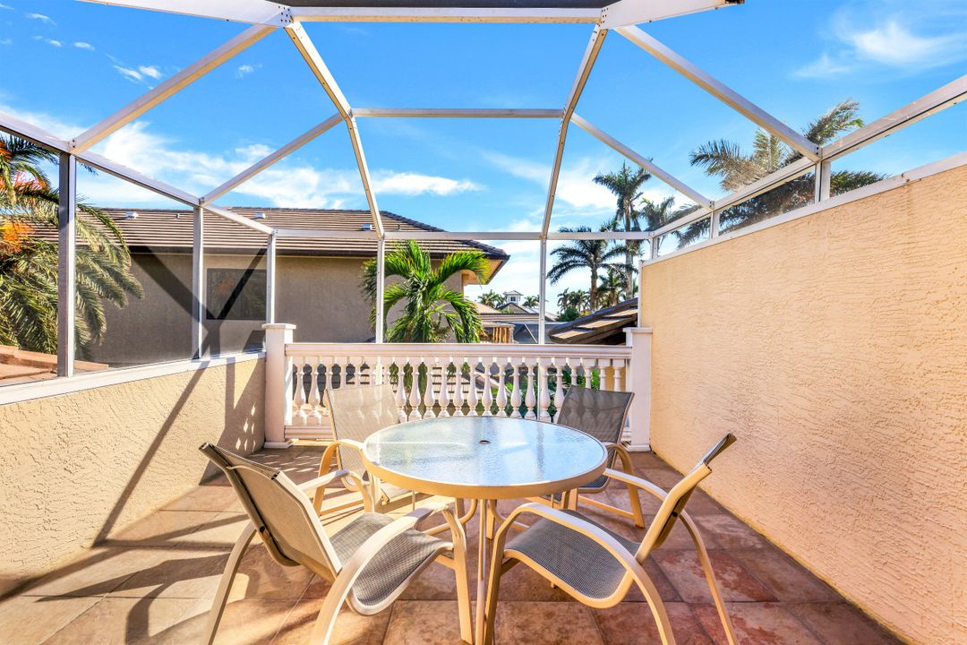 856 Inlet Dr, Marco Island, FL 34145