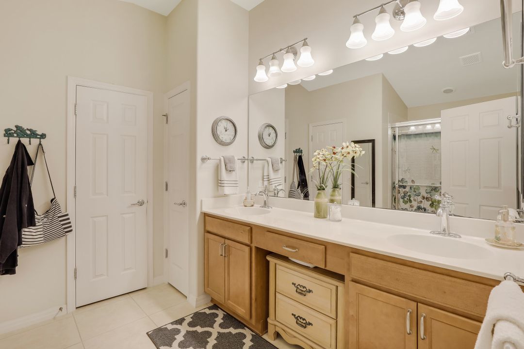 2604 Astwood Ct, Cape Coral, FL 33991