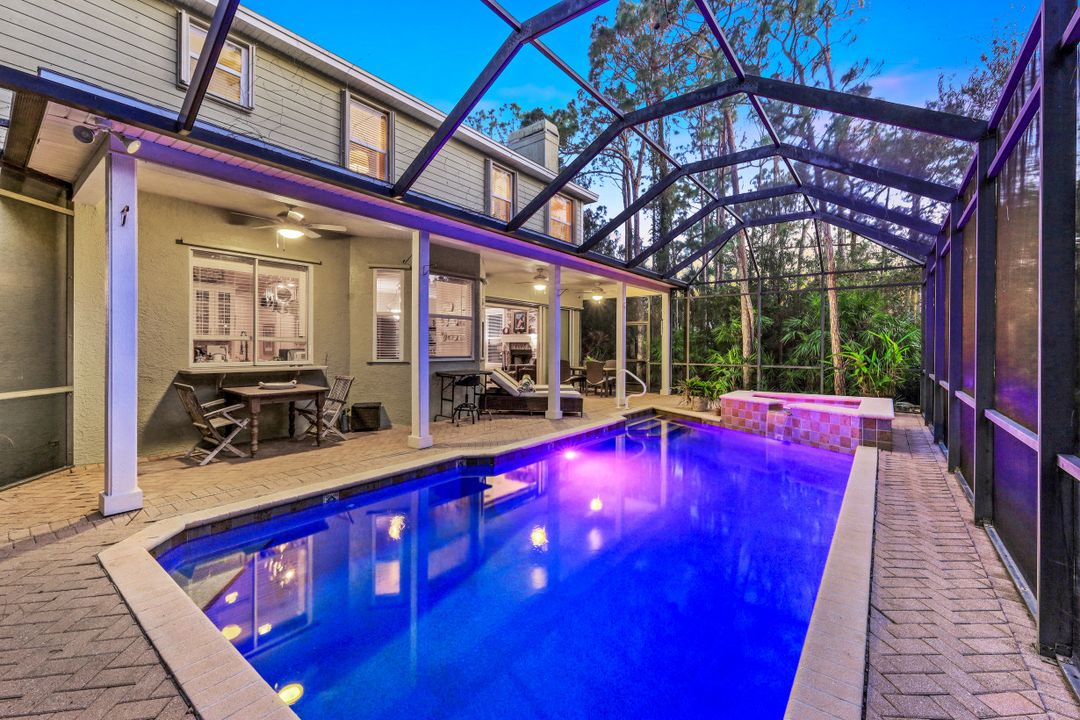 2850 Coach House Way, Naples, FL 34105