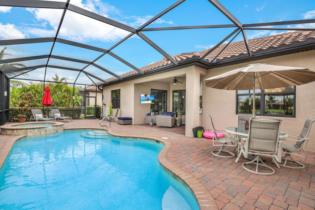 28082 Kerry Ct, Bonita Springs, FL 34135