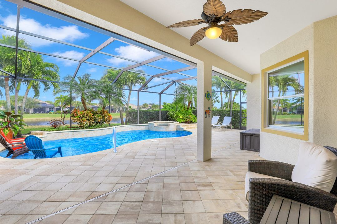 9403 Copper Rock Ct, Naples, FL 34120