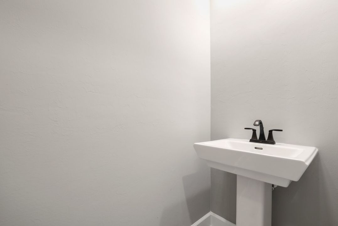 11430 Canal Grande Dr, Fort Myers, FL 33913