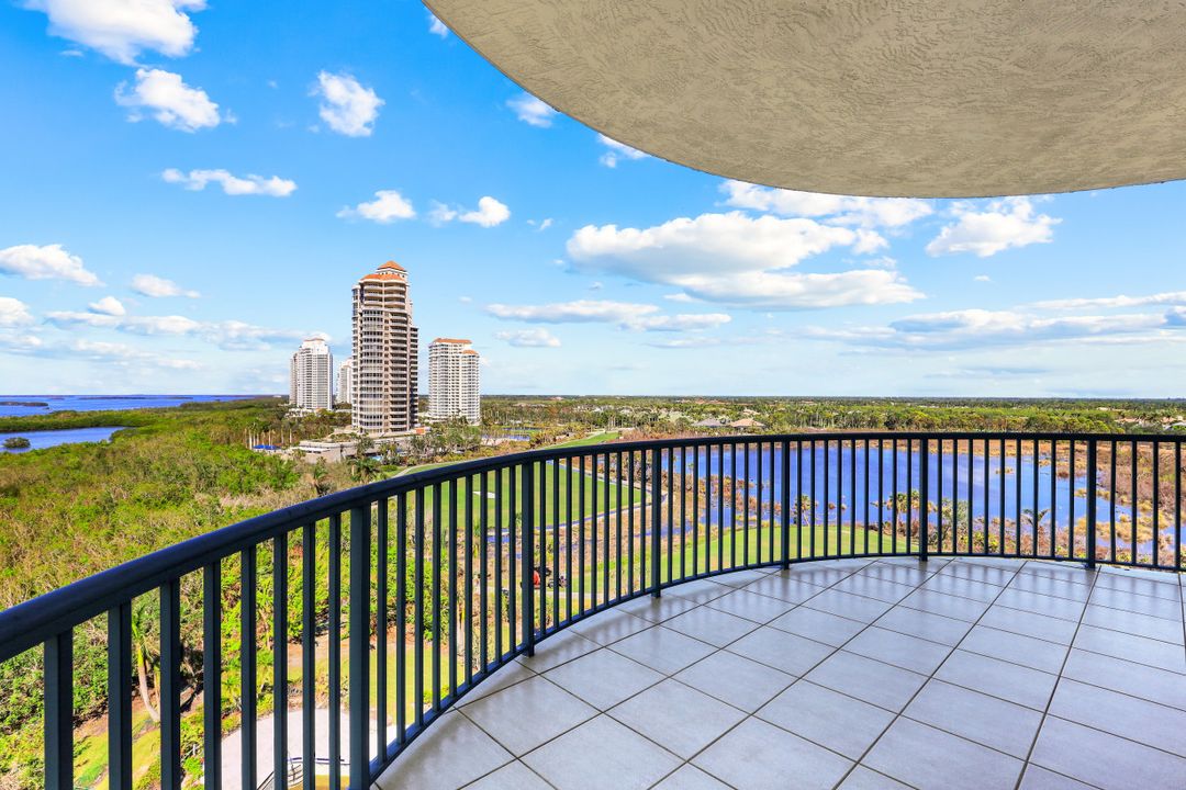 4811 Island Pond Ct #905, Bonita Springs, FL 34134