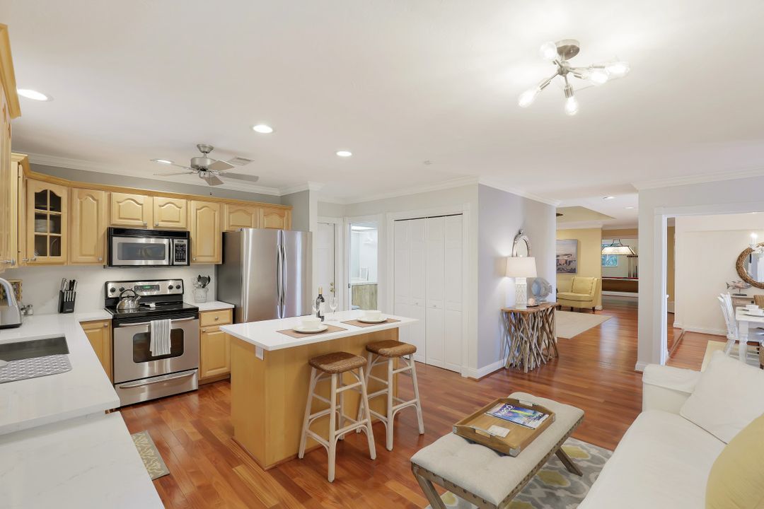 1154 Vernon Pl, Marco Island, FL 34145