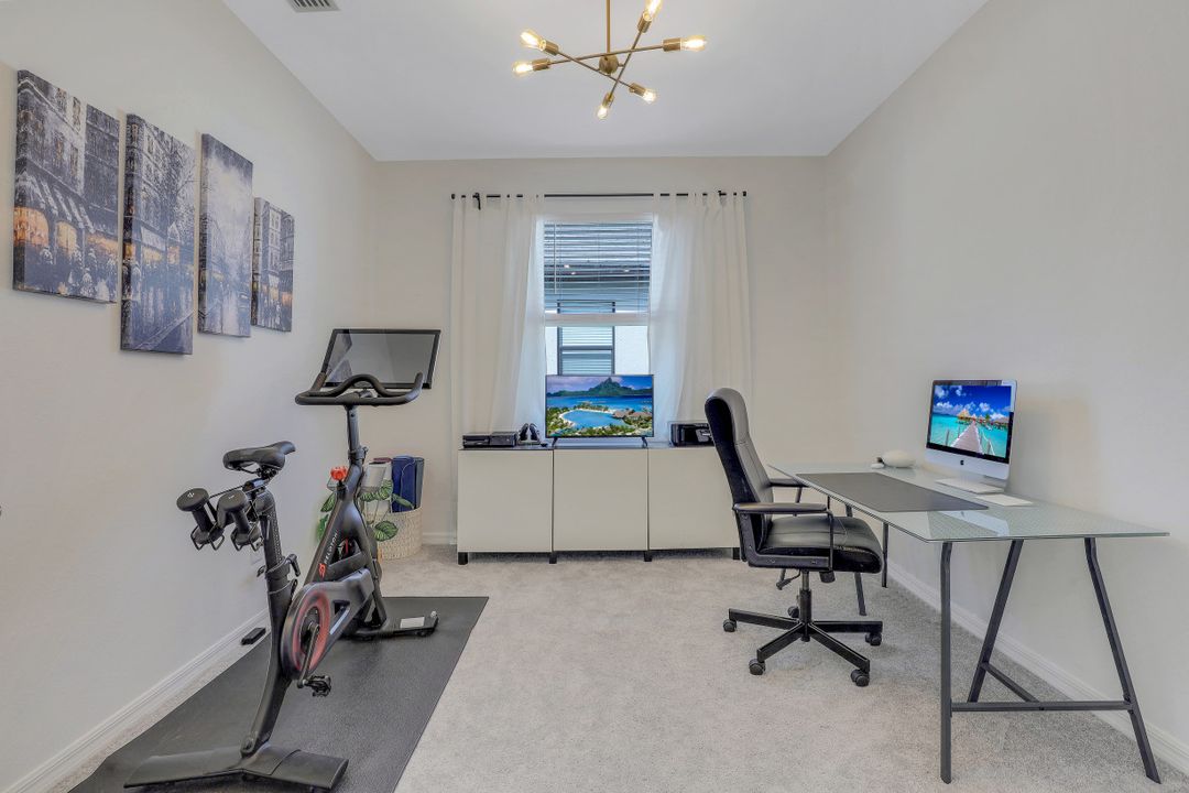 19732 Beechcrest Pl, Estero, FL 33913