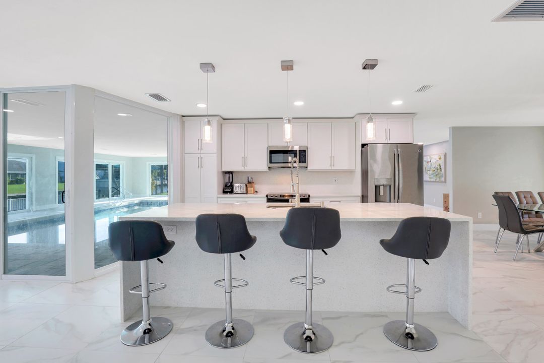 129 SW 54th Terrace, Cape Coral, FL 33914