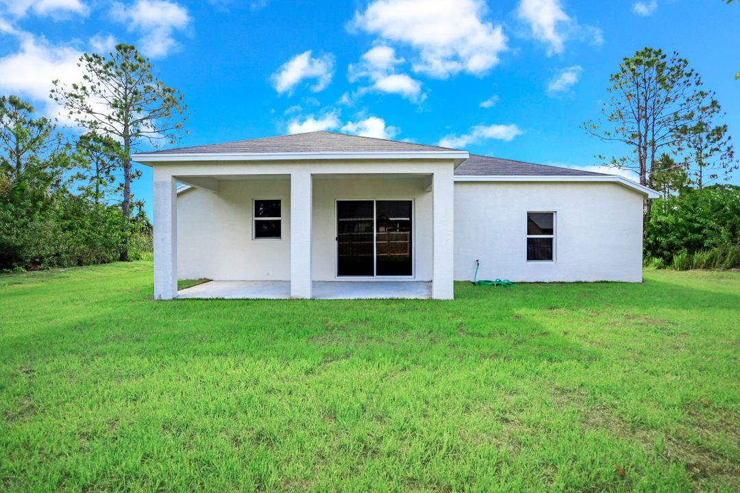 1638 Paddock St, Port St. Lucie, FL 34987