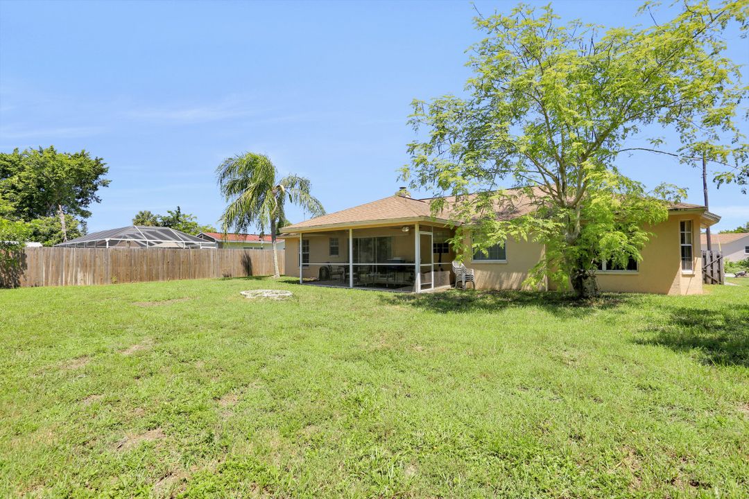 4416 27th Ct SW, Naples, FL 34116