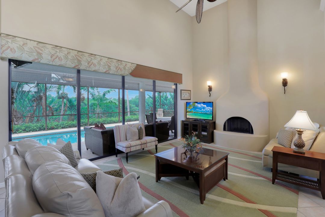 426 Spinnaker Dr, Marco Island, FL 34145