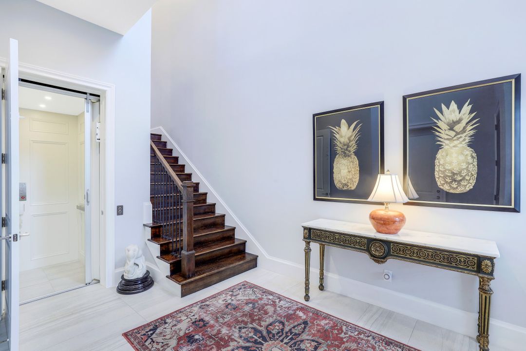 16380 Corsica Way #201, Naples, FL 34110