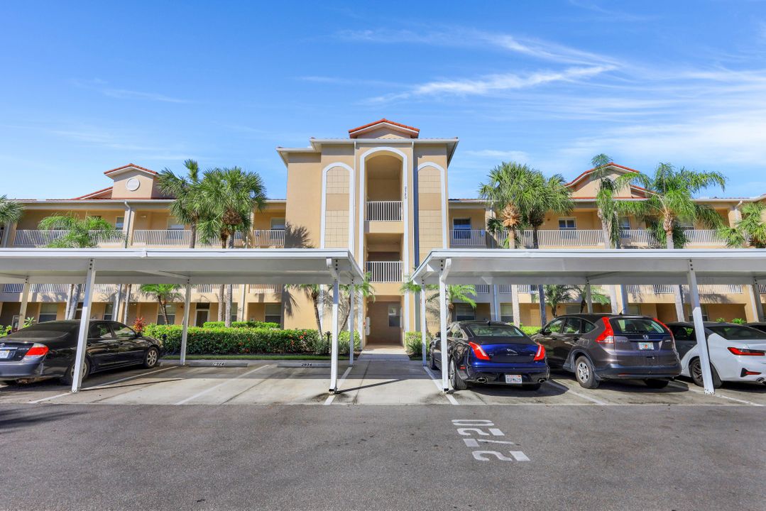 2720 Cypress Trace Cir #2921, Naples, FL 34119
