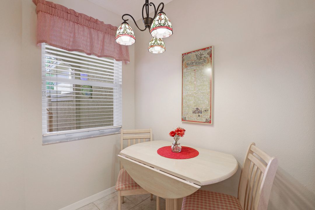 6680 Huntington Lakes Cir #102, Naples, FL 34119