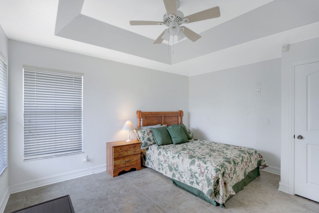 3332 SE 22nd Pl, Cape Coral, FL 33904