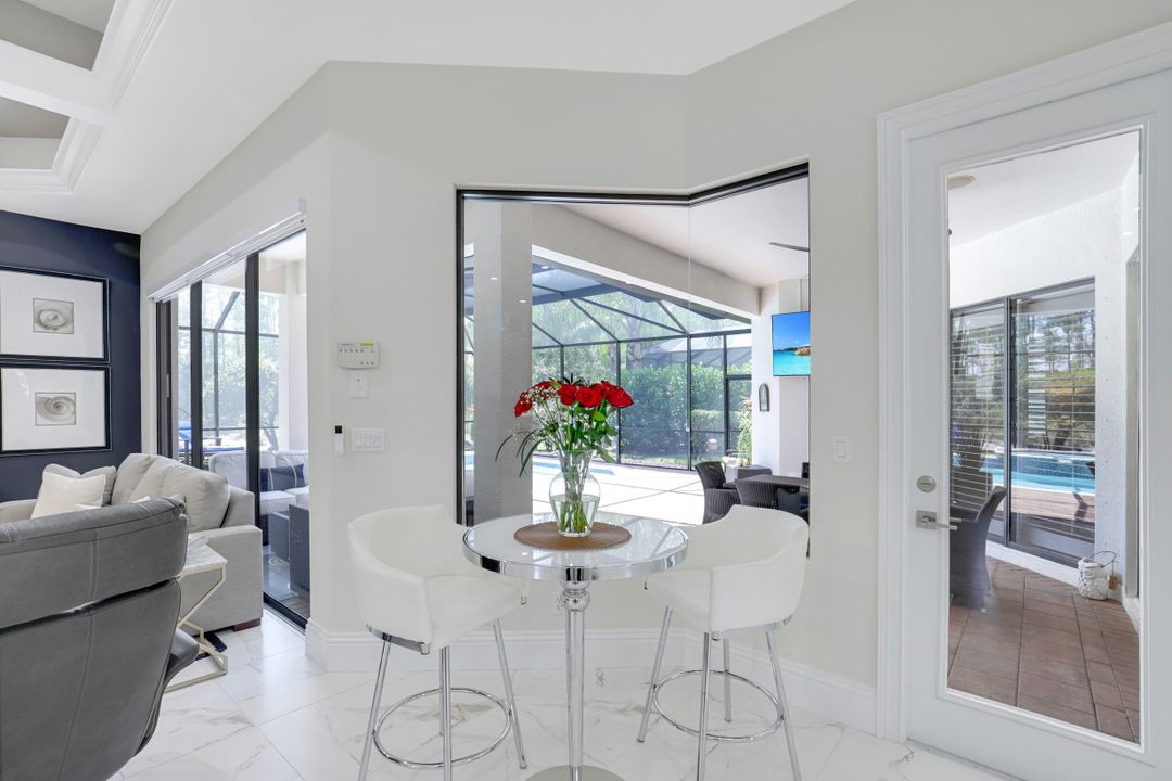 7323 Acorn Way, Naples, FL 34119