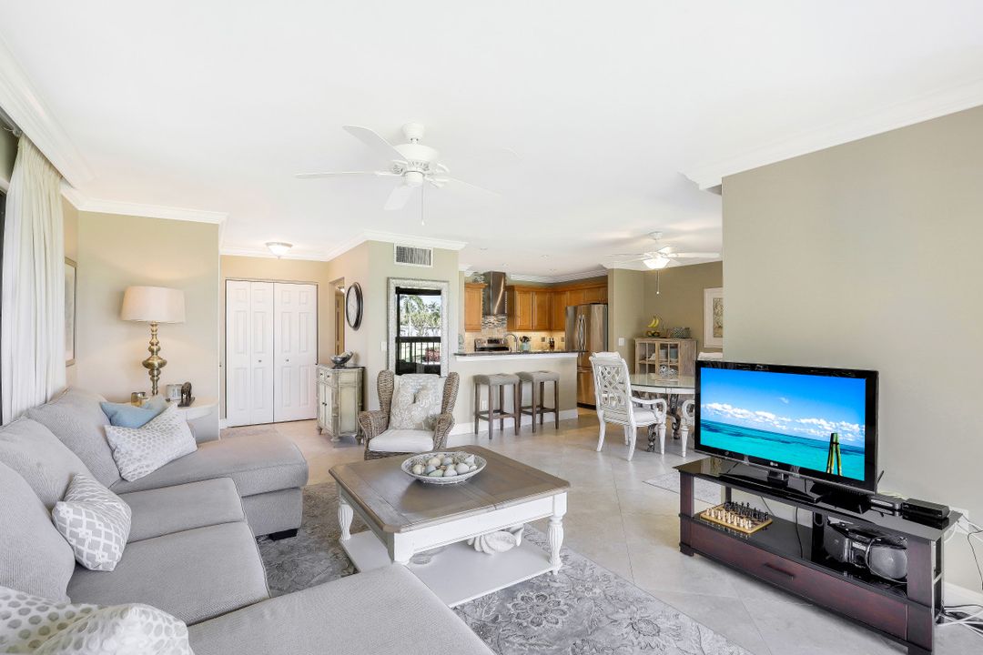 633 Seaview Ct #M-4, Marco Island, FL 34145