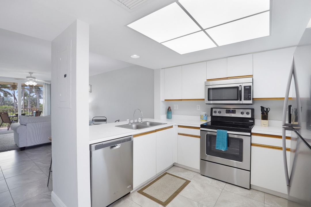 861 S Collier Blvd #303, Marco Island, FL 34145