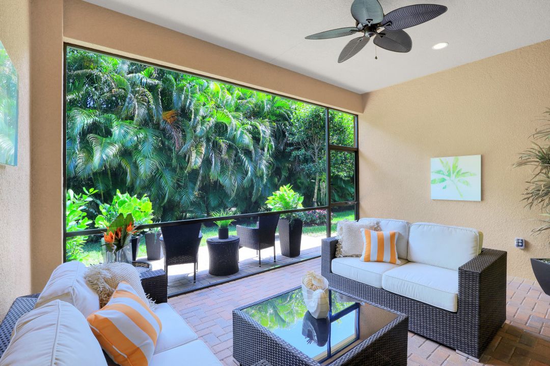 13486 Sumter Ln, Naples, FL 34109