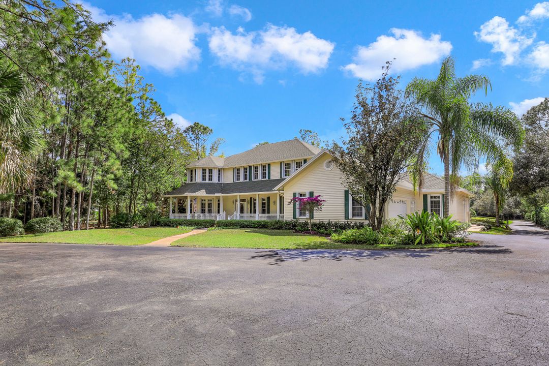 5760 Golden Oaks Ln, Naples, FL 34119