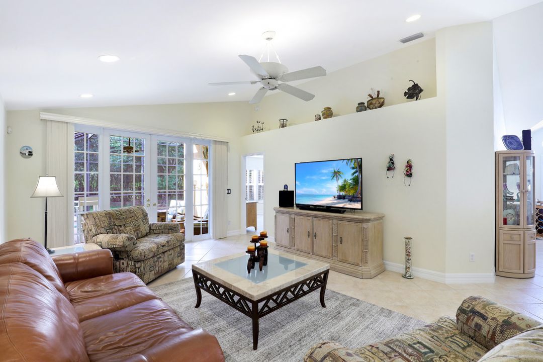 1337 Triandra Ln, Naples, FL 34119