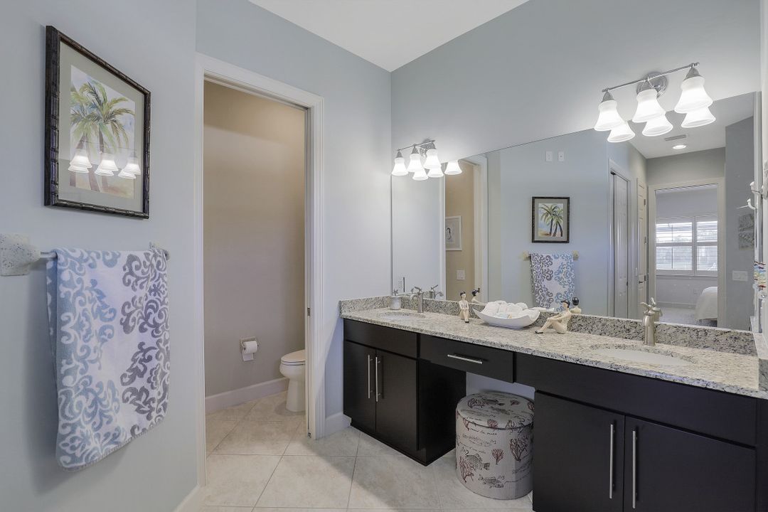 9091 Graphite Cir, Naples, FL 34120