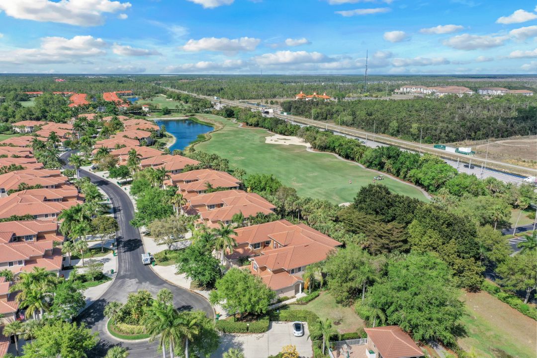 4810 Shinnecock Hills Ct, Naples, FL 34112