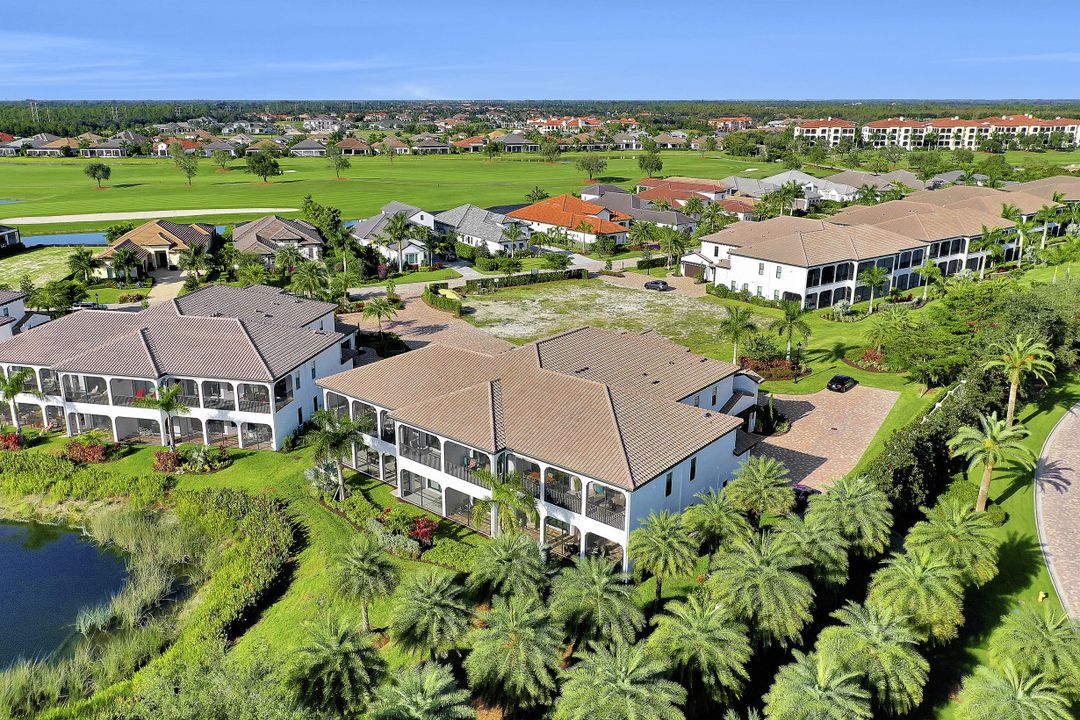 16358 Corsica Way #201, Naples, FL 34110