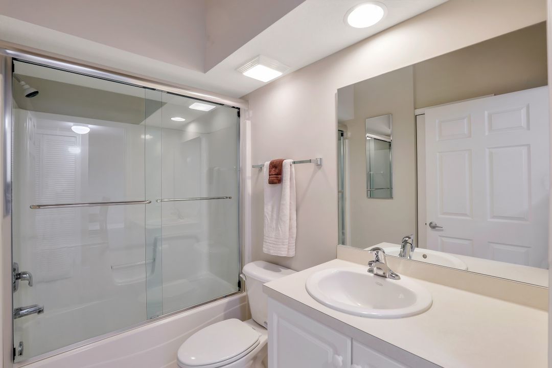 26670 Rosewood Pointe Cir #201, Bonita Springs, FL 34135