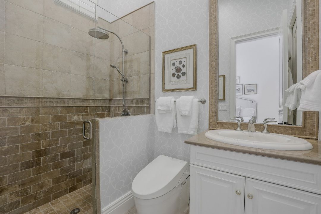 2895 Tiburon Blvd E, Naples, FL 34109